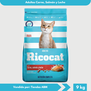 Ricocat Adulto 9Kg Carne, Leche y Salmon